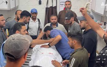وداع الشهيد نهاد رياض عروقي بعد استهداف خيمة نازحين غربي غزة