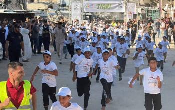 عشرات الأطفال يشاركون في "ماراثون الأيتام الفلسطيني" في مدينة خان يونس
