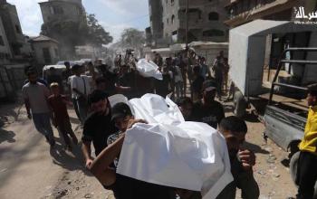 تشييع جثامين 7 شهداء في مستشفى الشفاء بغزة بعد غارة استهدفت في الميناء