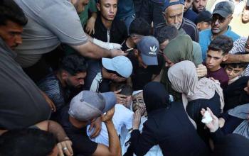 وداع وتشييع عدد من الشهداء في مستشفى الشفاء بمدينة غزة
