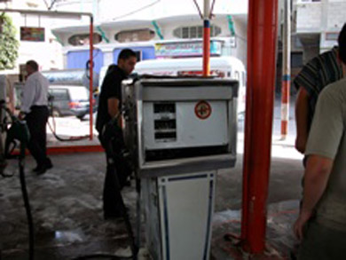 ازالة المحطات العشوائية بغزة