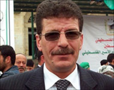 قدورة فارس، عضو المجلس الثوري لحركة "فتح" 