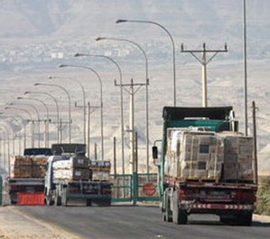 الاحتلال يفتح المعابر