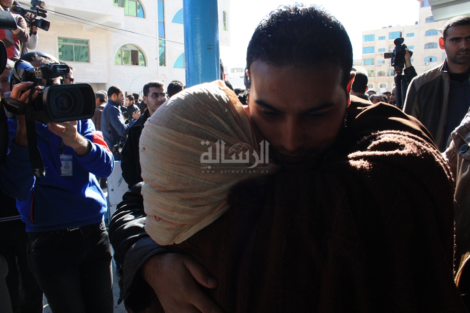 الداخلية غزة تفرج عن المعتقلين فتح (تصوير محمود أبو حصيرة)