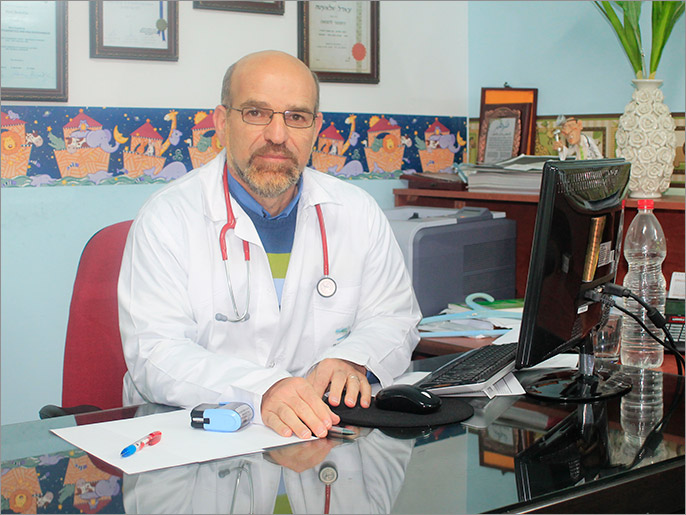  الباحث الدكتور عادل شلاعطة 