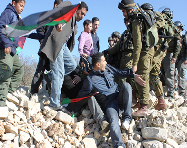 صورة من "الأرشيف"