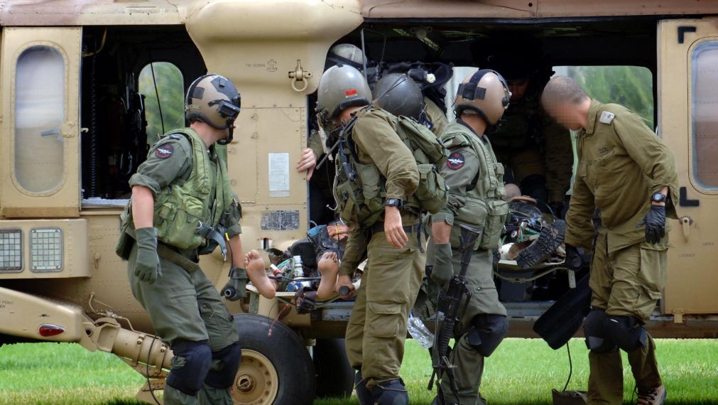 اسعاف جندي اسرائيلي مصاب