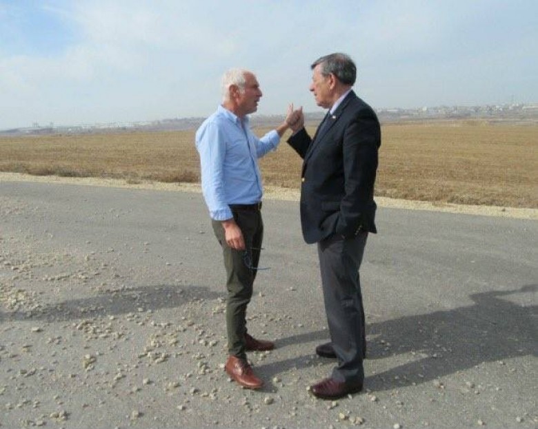 "يالين" ووزير خارجية أوروغواي تابعا مناورات داخلية غزة