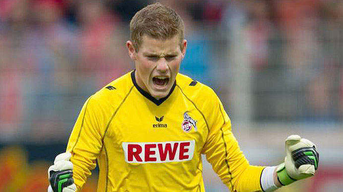حارس مرمى فريق كولن الألماني تيمو هورن