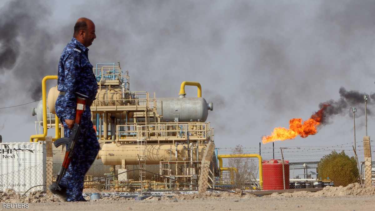 النفط يرتفع بفضل تراجع الإمدادات وقوة الطلب