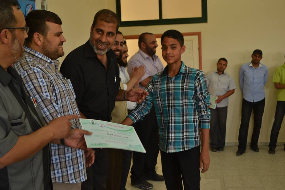 "الكتلة" تختتم المرحلة الأولى من مخيماتها بغزة