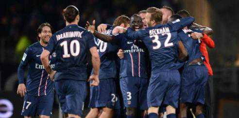 فرحة لاعبي باريس سان جيرمان بالفوز