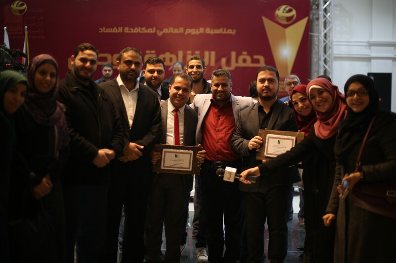 "الصحفي الديمقراطي" يهنئ الزملاء الحاصلين على "أفضل تحقيق استقصائي"