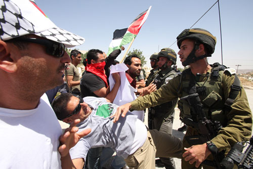 صورة من "الأرشيف"