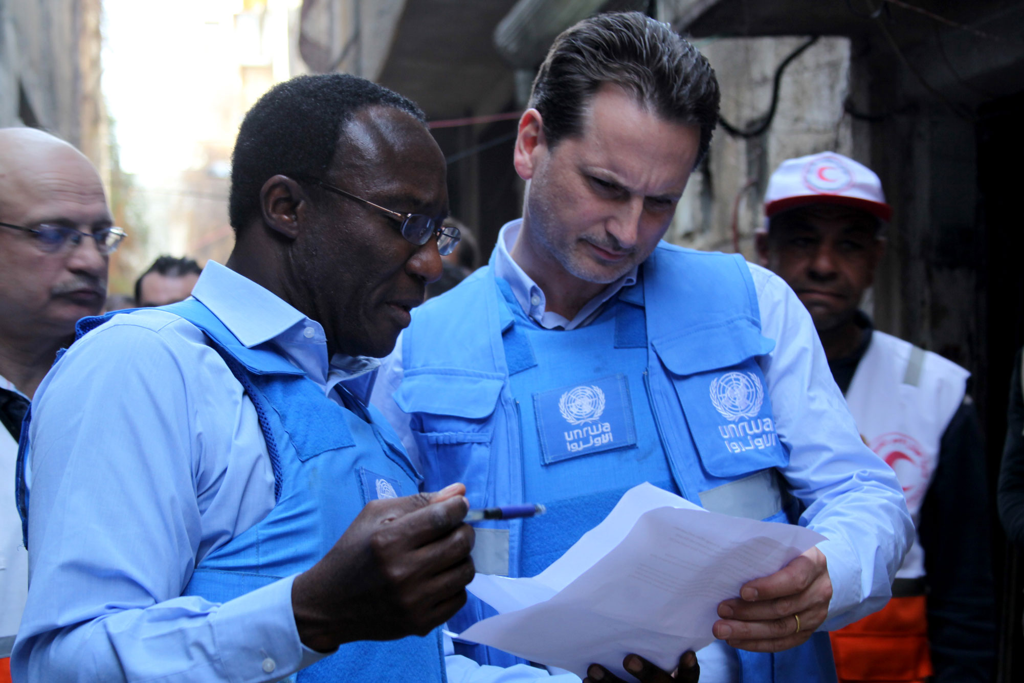 أكدّ الناشط الدولي أن أزمة "أونروا" تقف وراءها جهات دولية وفي مقدمتها أمريكا و(إسرائيل)