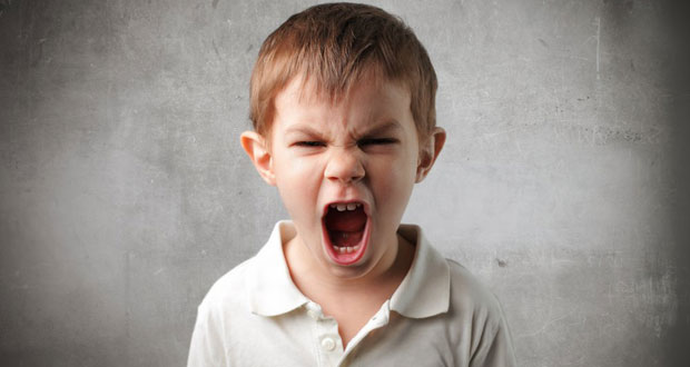 الصراخ يبث الرعب في النفوس 