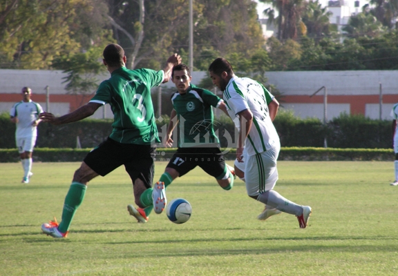 جانب من مباراة الجمعية الإسلامية وخدمات رفح