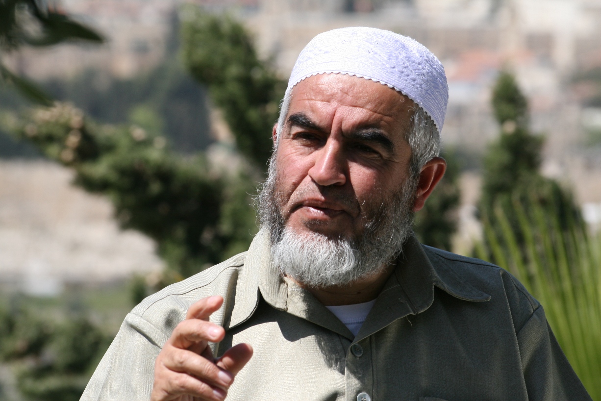 الشيخ رائد صلاح رئيس الحركة الإسلامية بالداخل المحتل