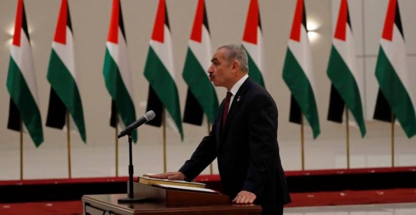 شتية يؤدي القسم