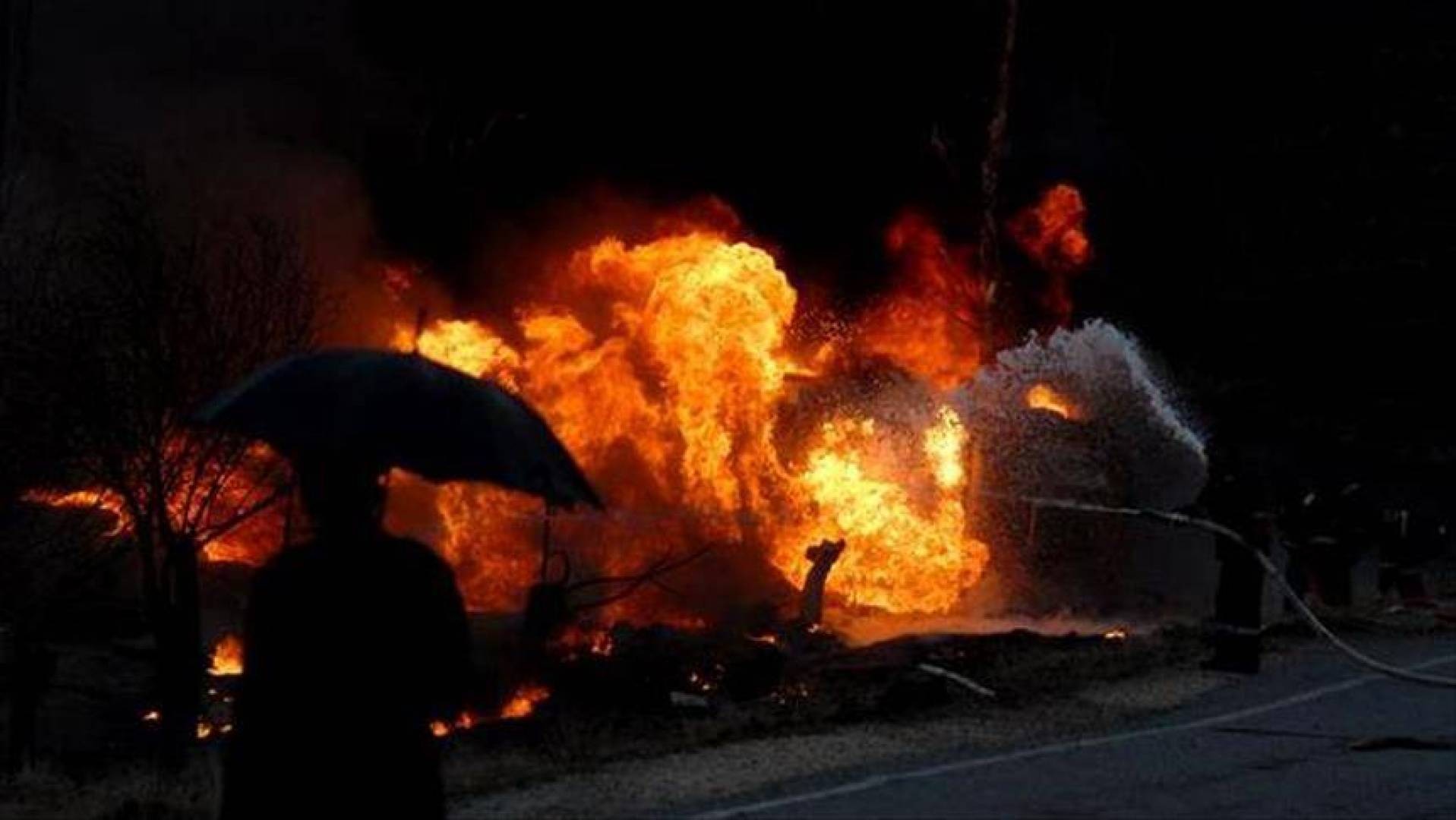 قتيل ومصابان في انفجار سيارة مفخخة بمدينة جنزور الليبية