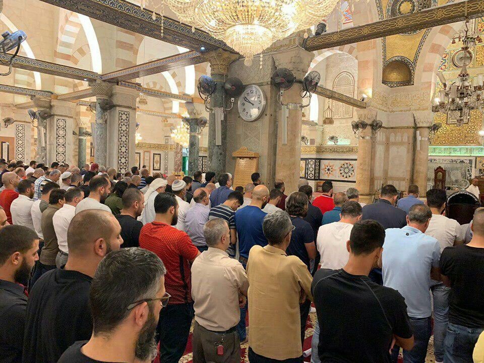 صورة خلال الصلاة