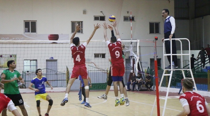 جانب من أحد مباريات الطائرة