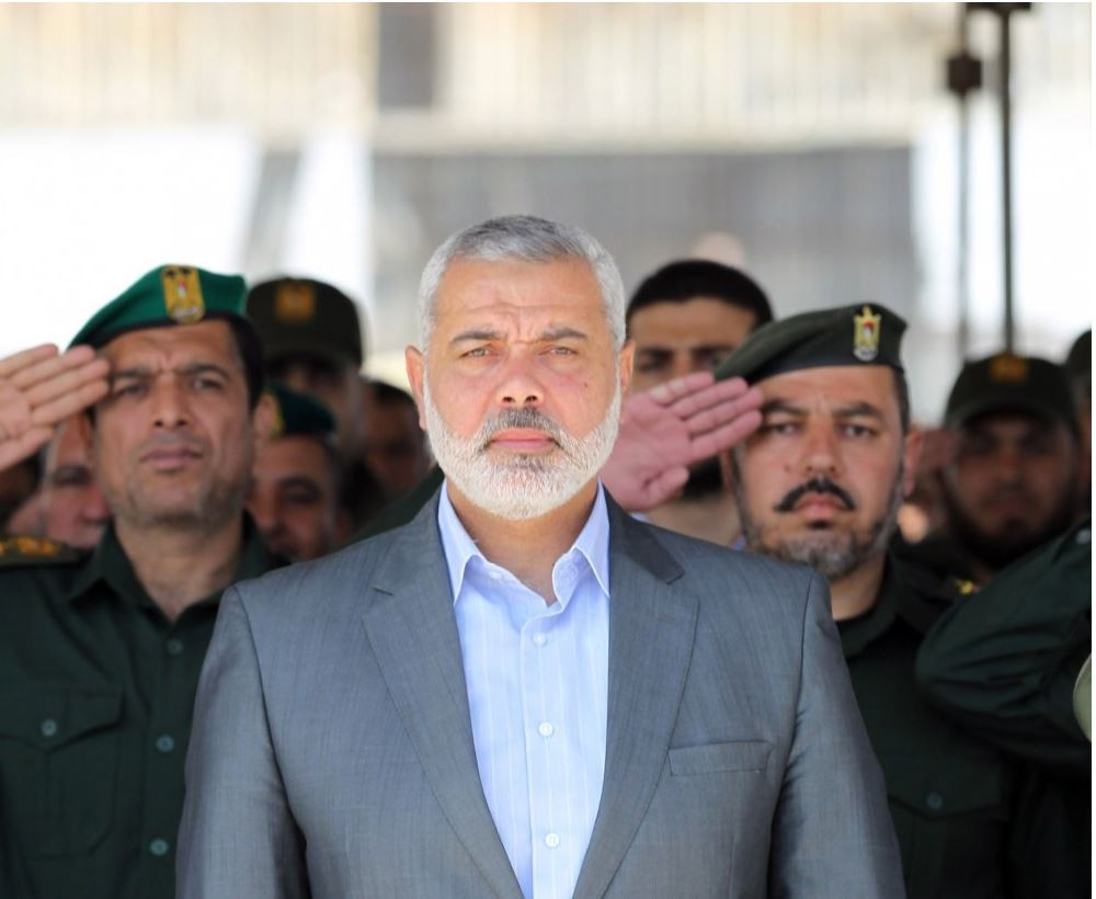 هنية يقدم التعازي لبرهان بضحايا حريق الخرطوم