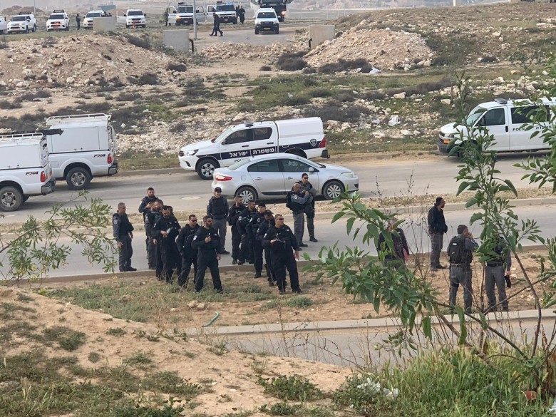 اعتقالات في مداهمة الشرطة لقرية العراقيب