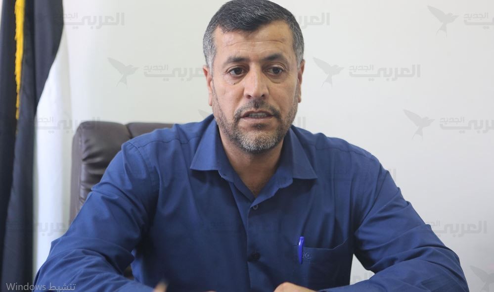 الكاتب