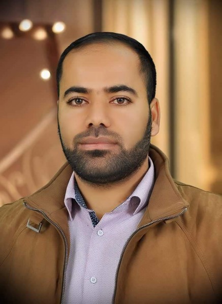 الكاتب