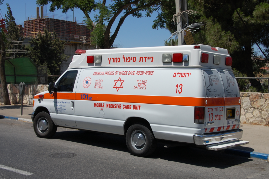 معاريف: ما يقرب من 900 اسرائيلي توفوا منذ بداية العام