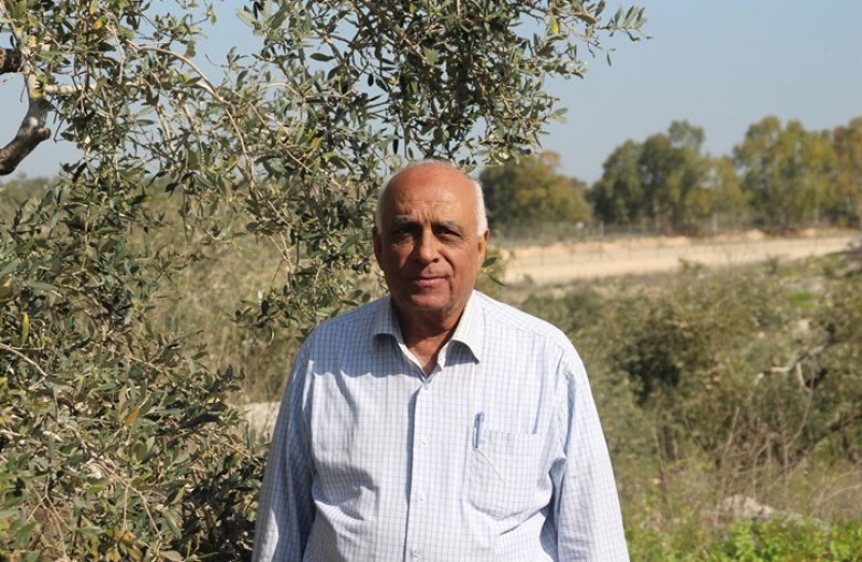 قاسم يكشف نيته الترشح للرئاسة الفلسطينية