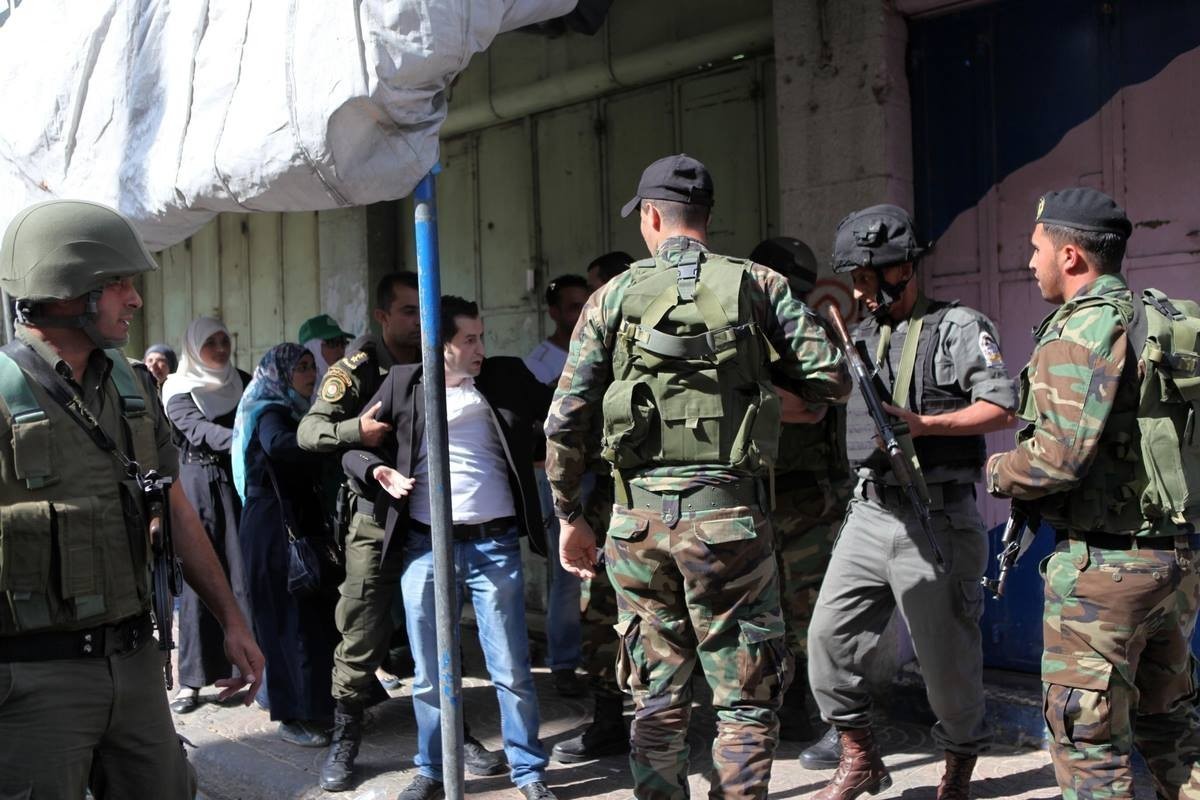 السلطة تصّعد من اعتقال كوادر حماس في ذكرى انطلاقتها!
