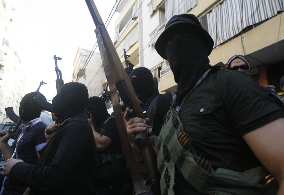 اطلاق نار في الهواء خلال جنازة خليل الشيخ بالضفة