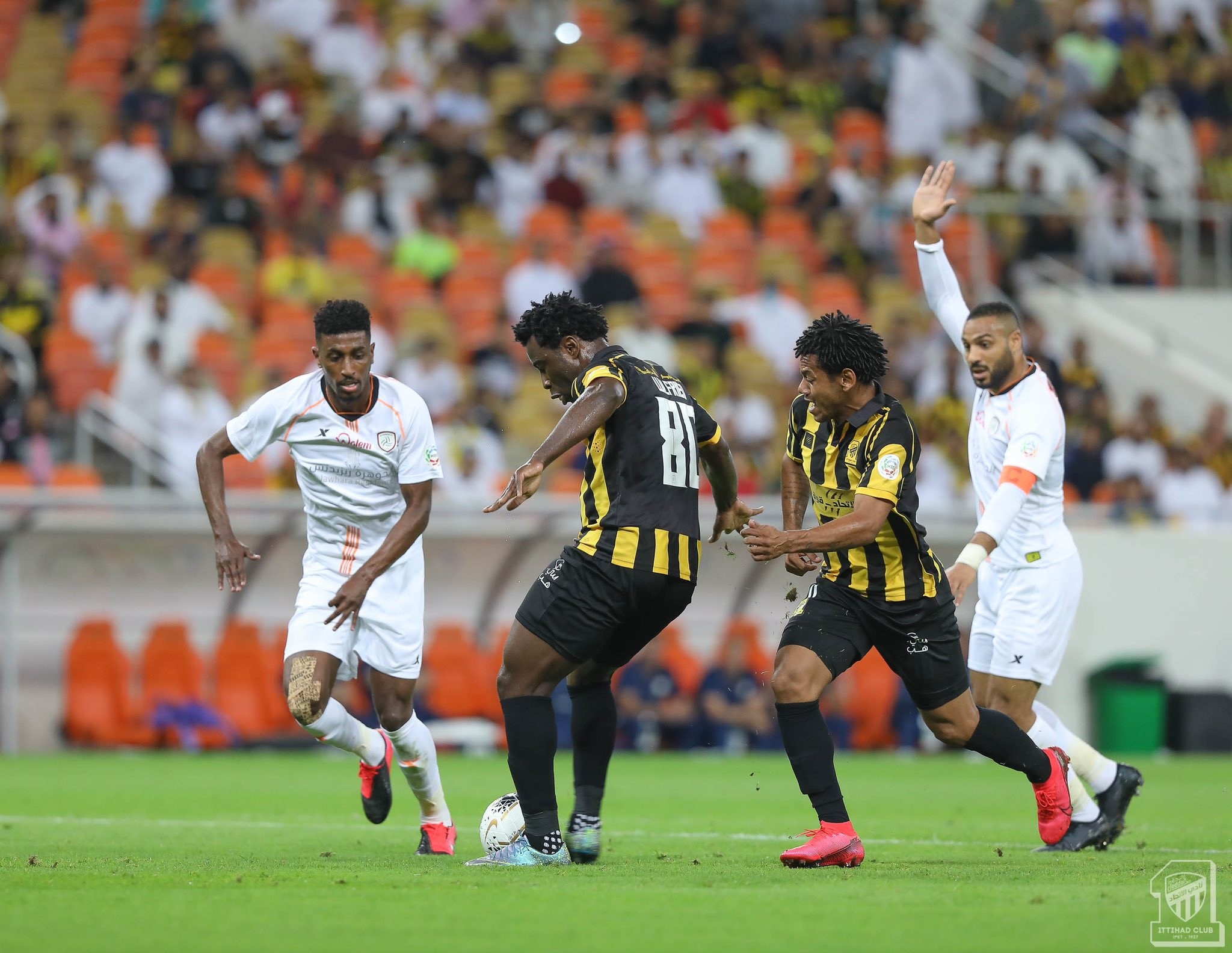 جانب من أحد مباريات الدوري السعودي