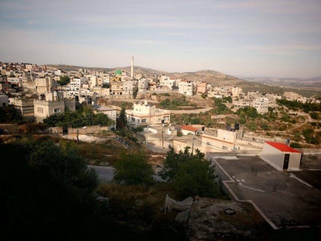 قرار بإغلاق يعبد بعد تسجيل 11 إصابة بكورونا