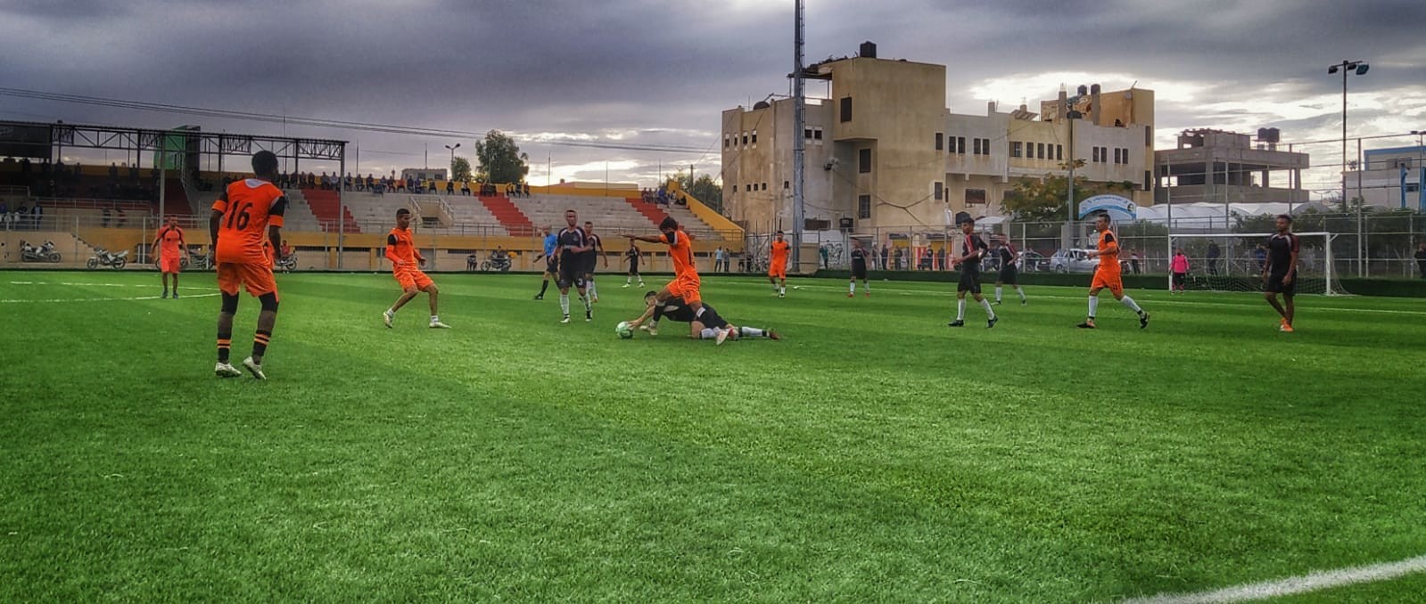 جانب من مباراة سابقة لاتحاد خانيونس