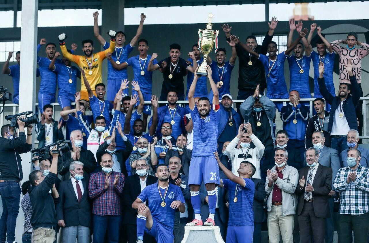 جانب من تتويج شباب رفح باللقب