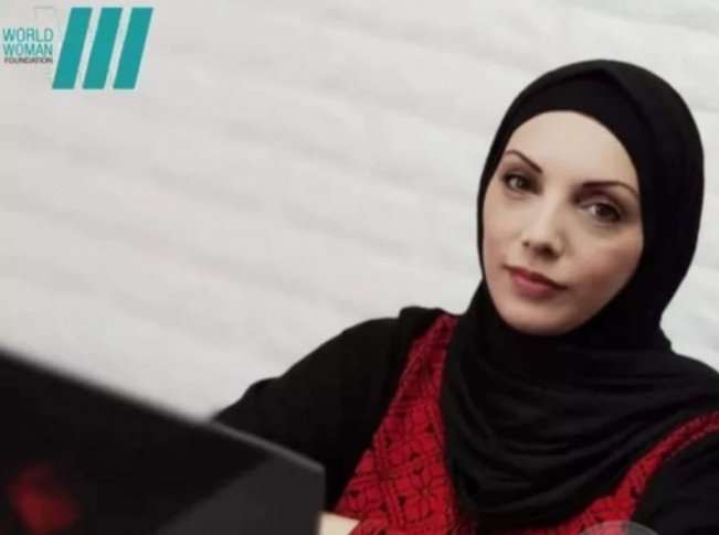 غزة: اختيار المعلمة رنا زيادة ضمن 60 امرأة ملهمة حول العالم