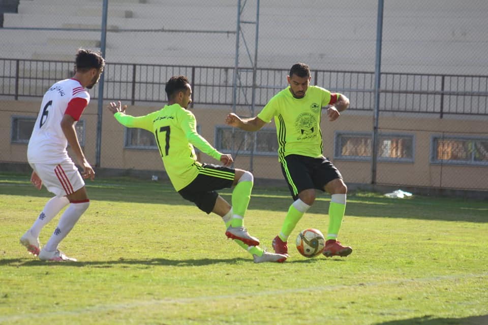 جانب من أحد مباريات دوري الأولى