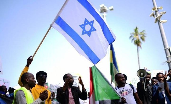 السودان يتجه إلى إلغاء قانون مقاطعة "إسرائيل"