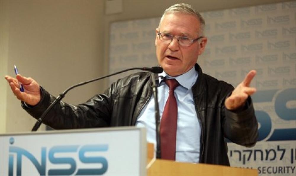 يدلين يُحذر "إسرائيل" من العمل العسكري ضد إيران