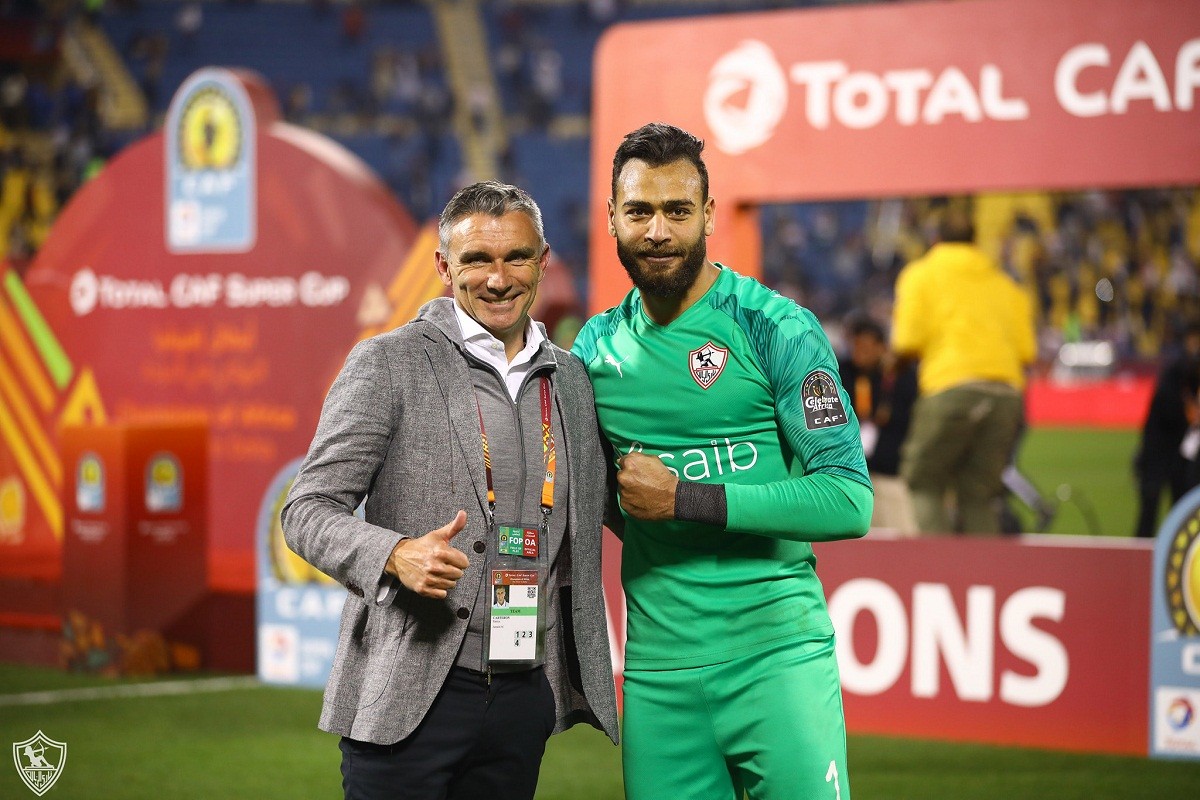 أبو جبل يمينا