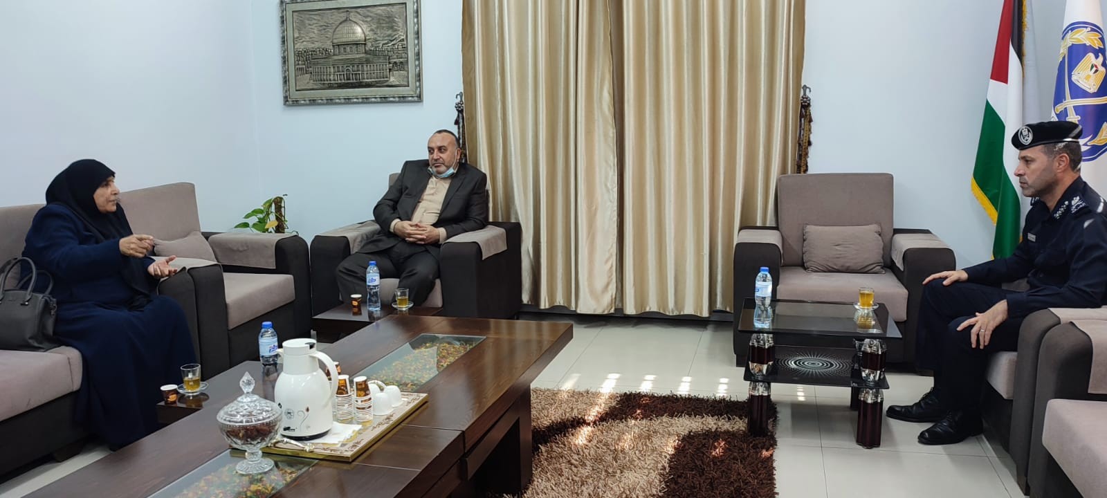 صورة خلال اللقاء