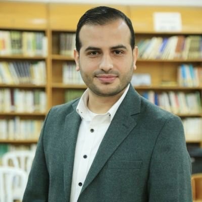صورة للكاتب أحمد الكومي