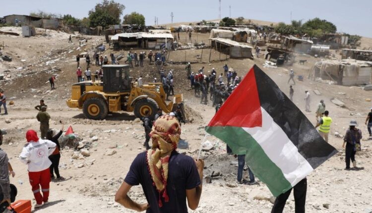 الخان الأحمر