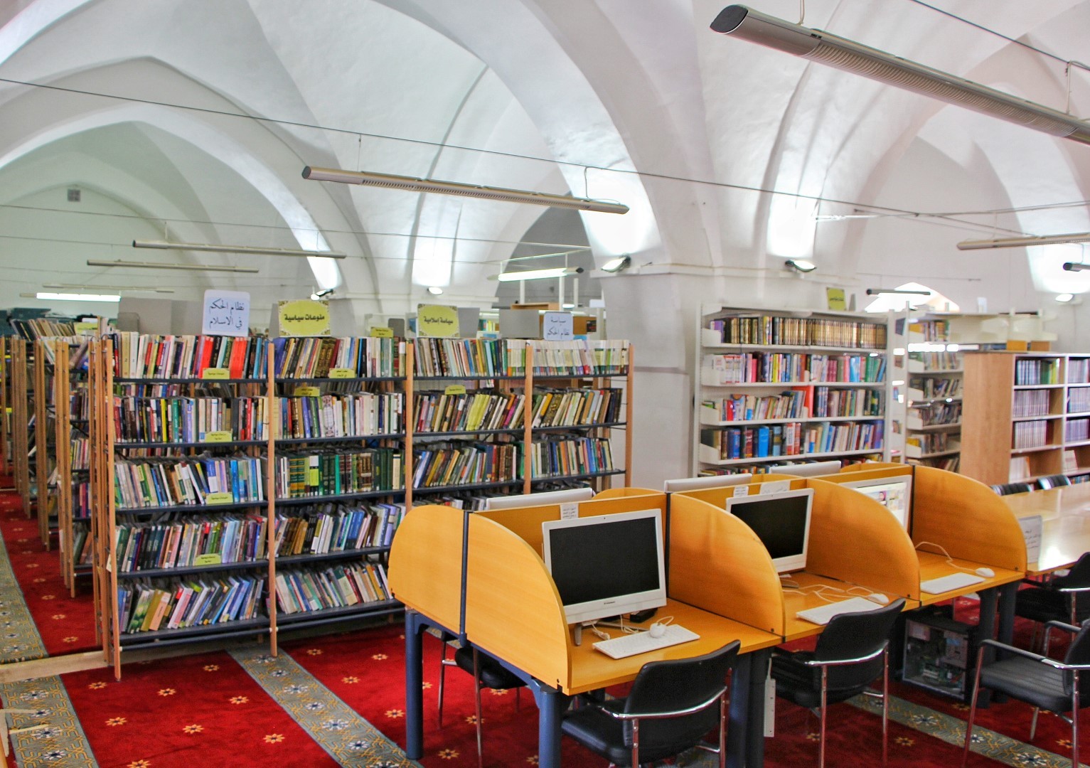 المكتبة الخنتية.jpeg
