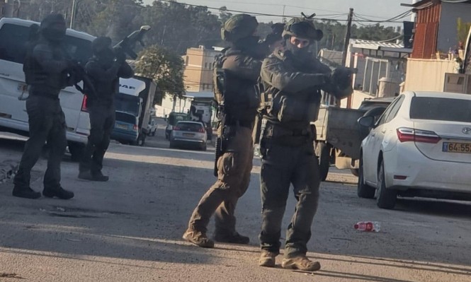 خلال اقتحام الحارة 17 في رهط