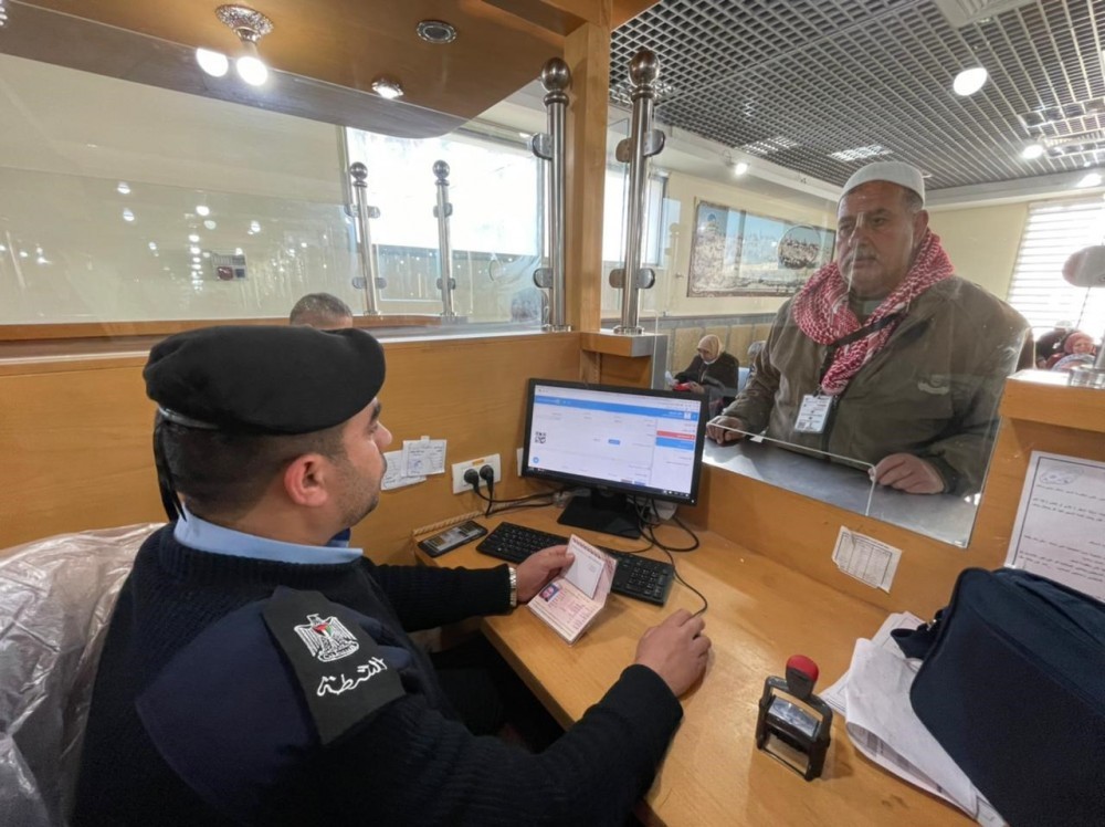 معتمر في معبر رفح متوجها للسعودية