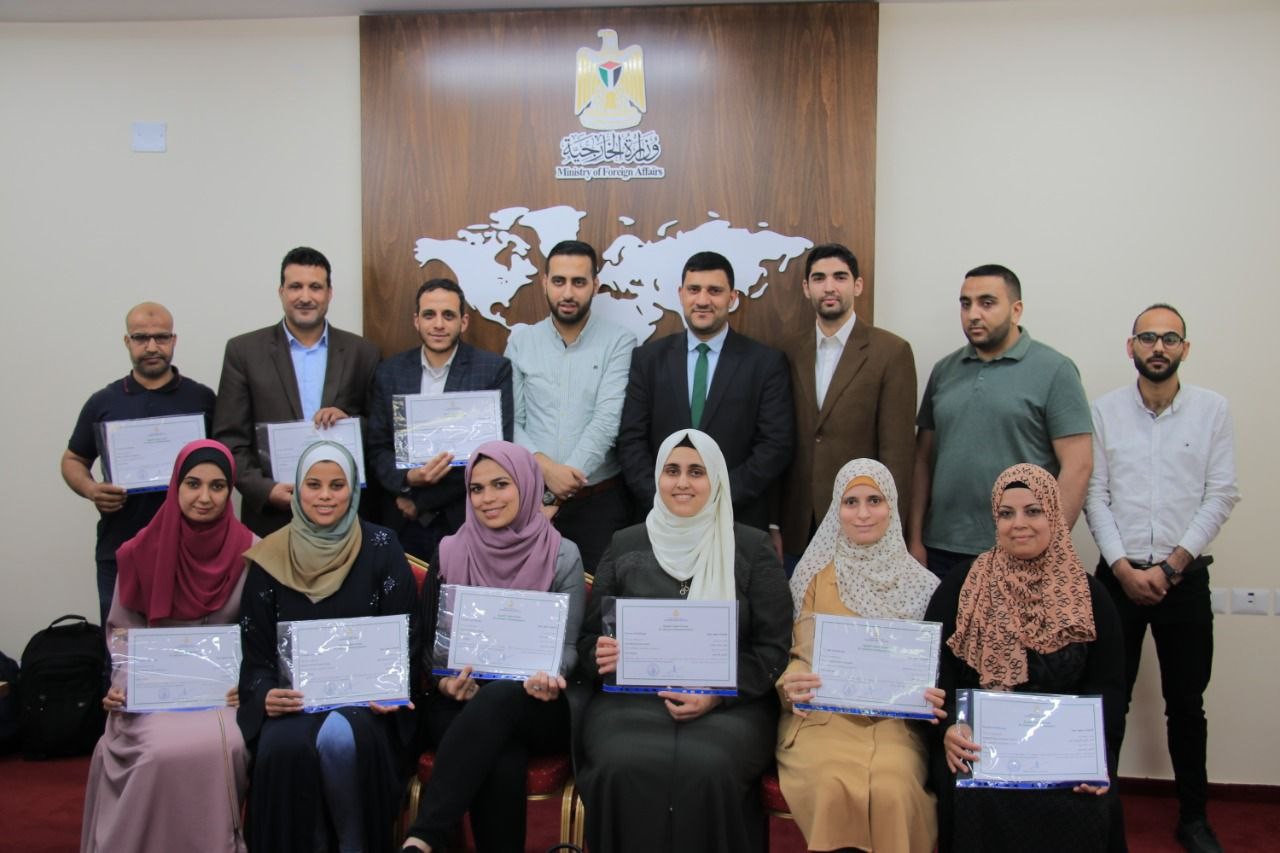 جانب من الدورة